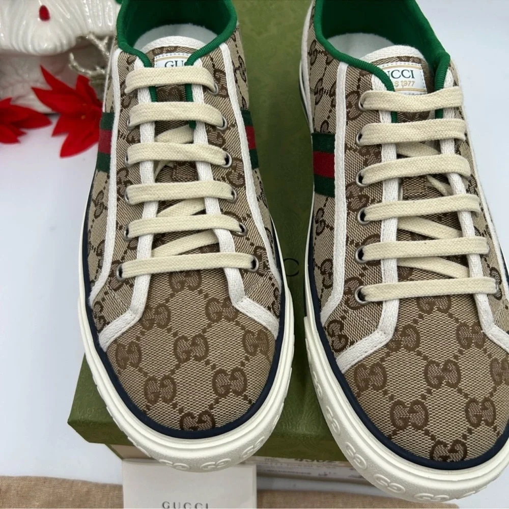 Gucci tennis 1977 low top GG canvas sneakers size 11.5 fits 12 US. Made in Italy